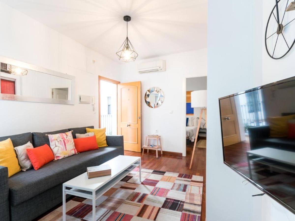 شقة Holi-Rent Santa Marina إشبيلية المظهر الخارجي الصورة